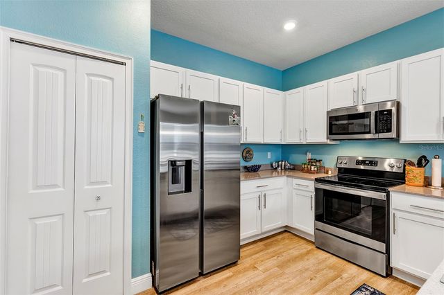27018 WHITE PLAINS WAY, Leesburg, FL 34748