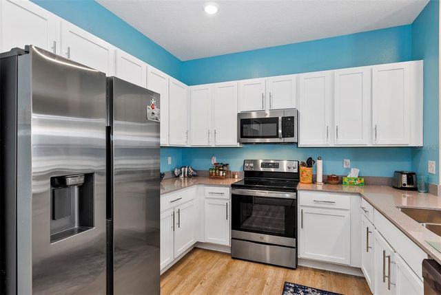27018 WHITE PLAINS WAY, Leesburg, FL 34748