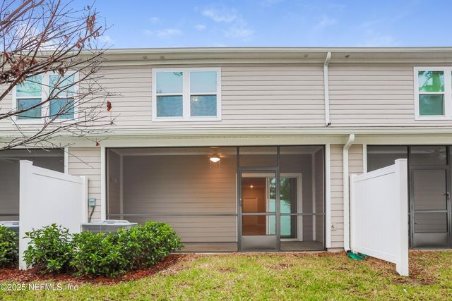 7419 PALM HILLS Drive, Jacksonville, FL 32244