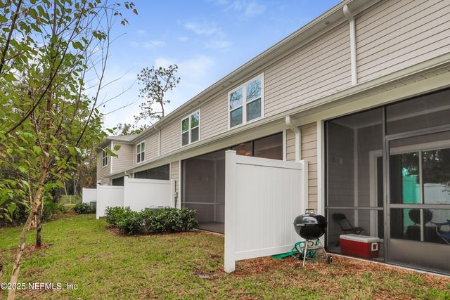 7419 PALM HILLS Drive, Jacksonville, FL 32244