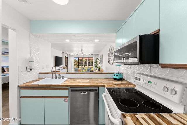 520 N Richard Jackson Boulevard 411, Panama City Beach, FL 32407