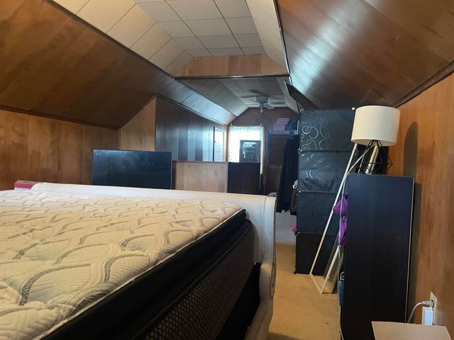 27551 Goldengate Drive W, Lathrup Village, MI 48076