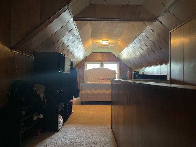 27551 Goldengate Drive W, Lathrup Village, MI 48076