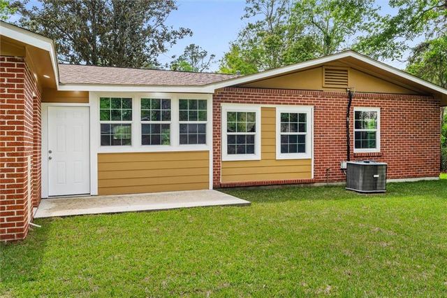 2606 Murrwood Court, Mobile, AL 36605