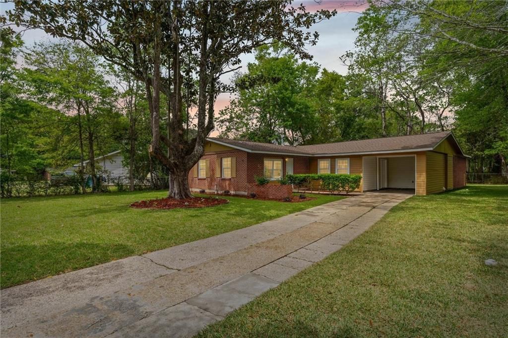 2606 Murrwood Court, Mobile, AL 36605