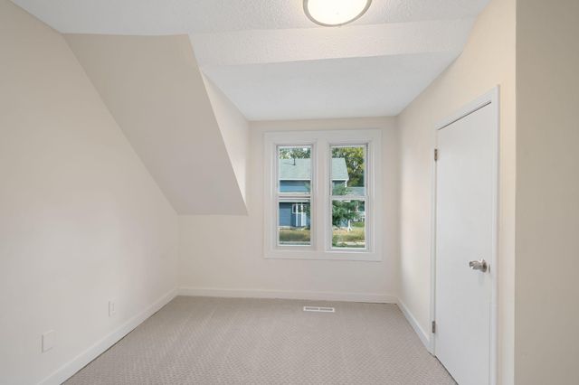 3901 Clinton Avenue, Minneapolis, MN 55409