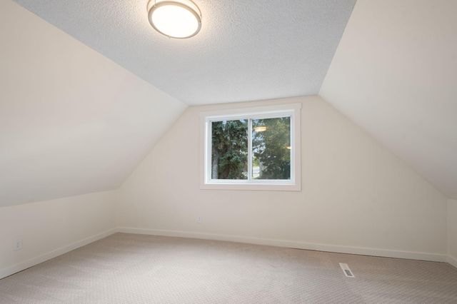 3901 Clinton Avenue, Minneapolis, MN 55409