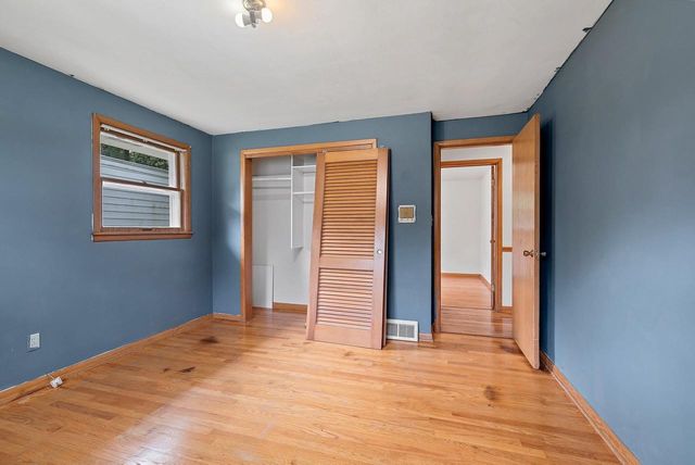 140 HELENE COURT, Green Bay, WI 54301