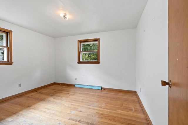 140 HELENE COURT, Green Bay, WI 54301