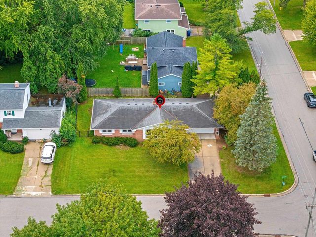 140 HELENE COURT, Green Bay, WI 54301