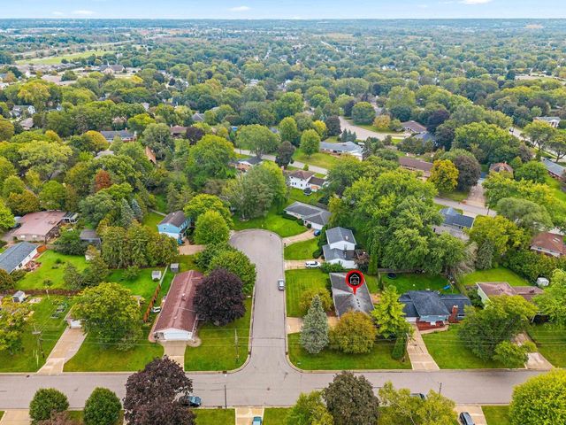 140 HELENE COURT, Green Bay, WI 54301
