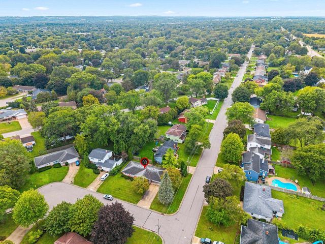 140 HELENE COURT, Green Bay, WI 54301
