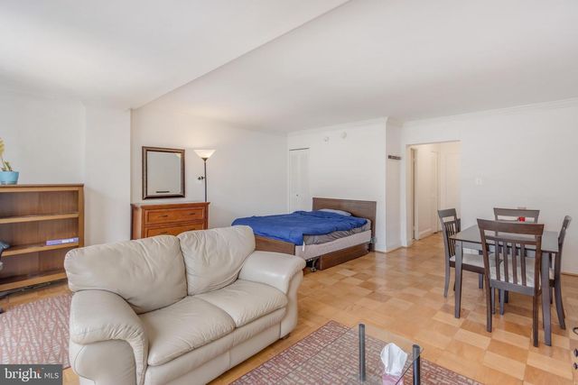 922 24TH ST NW #415, Washington, DC 20037