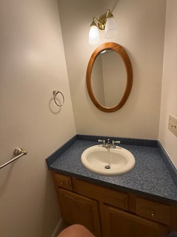15 Stallbrook Rd 15, Milford, MA 01757