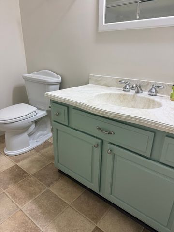 15 Stallbrook Rd 15, Milford, MA 01757