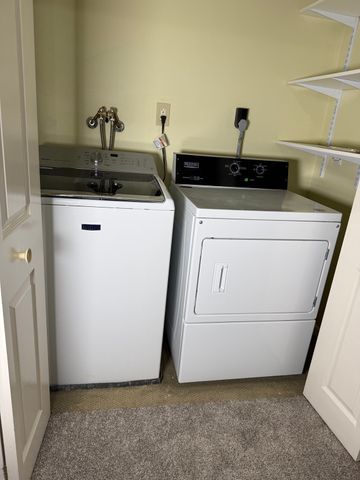 15 Stallbrook Rd 15, Milford, MA 01757
