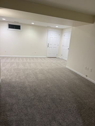 15 Stallbrook Rd 15, Milford, MA 01757