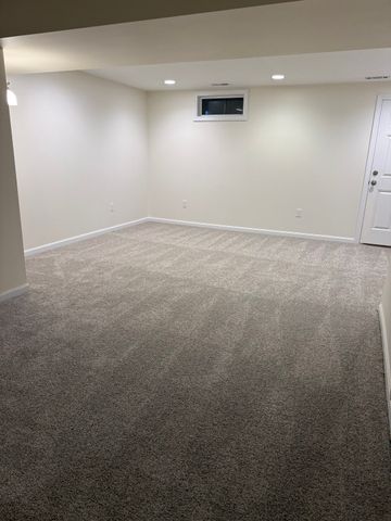 15 Stallbrook Rd 15, Milford, MA 01757