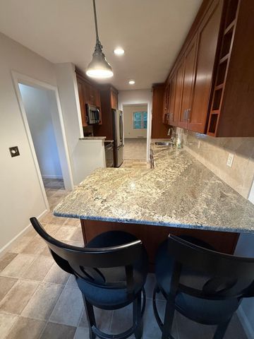 15 Stallbrook Rd 15, Milford, MA 01757
