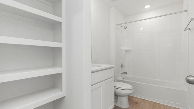 3915 Langridge Drive, Fulshear, TX 77441