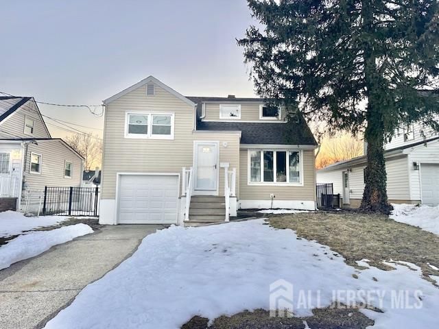 5 Gardner Court, Sayreville, NJ 08872