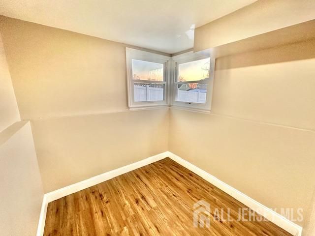 5 Gardner Court, Sayreville, NJ 08872