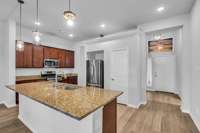 3430 Redbridge Court, Conroe, TX 77301