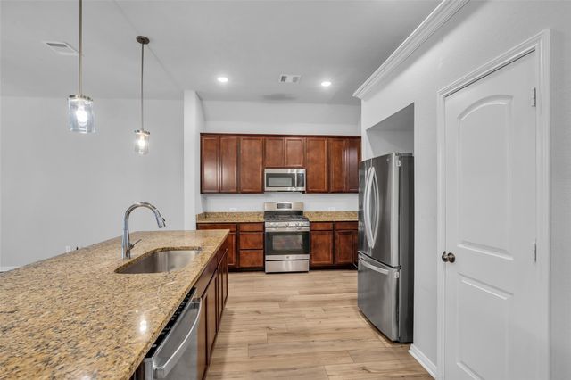 3430 Redbridge Court, Conroe, TX 77301