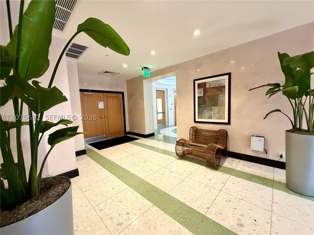 3901 S Ocean Dr 15O, Hollywood, FL 33019