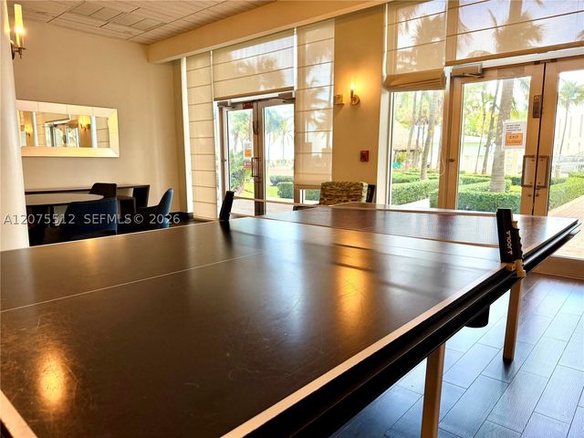 3901 S Ocean Dr 15O, Hollywood, FL 33019
