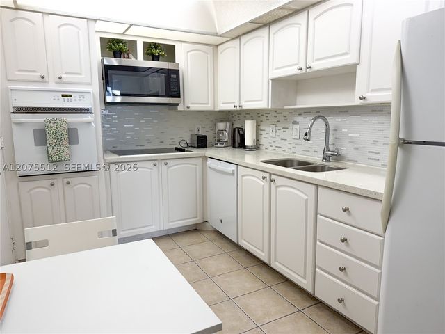 3901 S Ocean Dr 15O, Hollywood, FL 33019