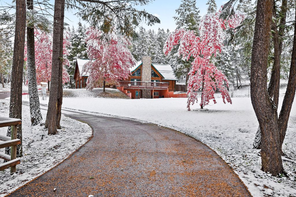 945 Truman Creek Road, Kila, MT 59920