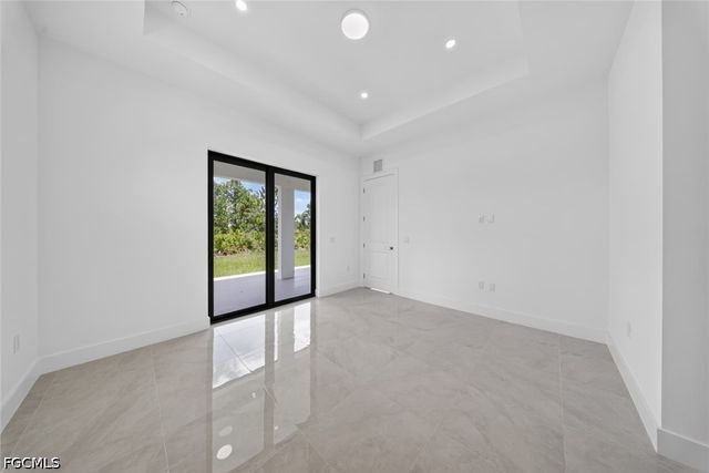 463 Zimmerman AVE S, Lehigh Acres, FL 33974