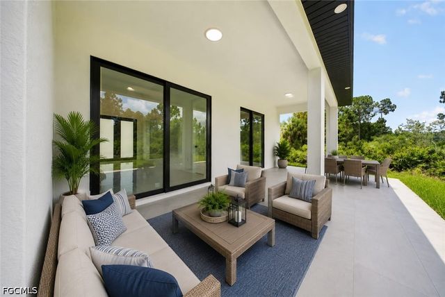 463 Zimmerman AVE S, Lehigh Acres, FL 33974