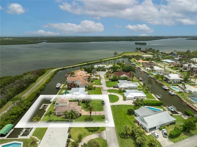 3586 Lucia Drive, Vero Beach, FL 32967