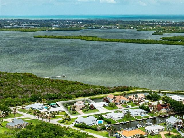 3586 Lucia Drive, Vero Beach, FL 32967