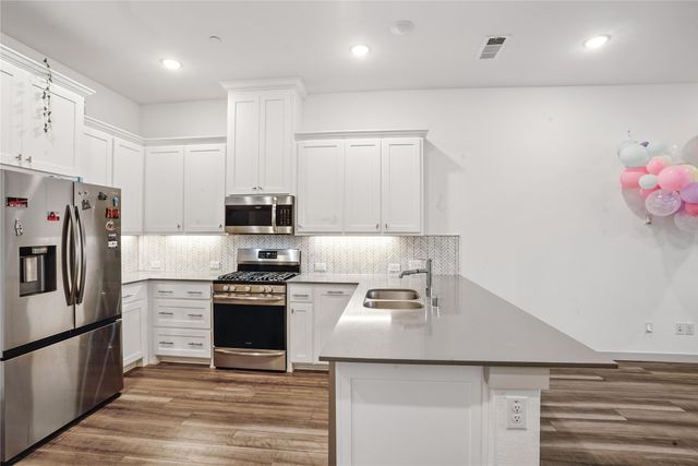 6441 Iron horse Boulevard, North Richland Hills, TX 76180