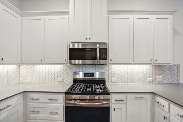 6441 Iron horse Boulevard, North Richland Hills, TX 76180