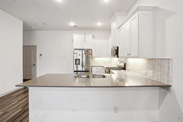 6441 Iron horse Boulevard, North Richland Hills, TX 76180