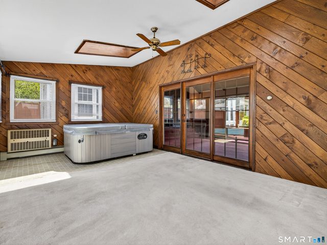 80 Baker Avenue, Groton, CT 06340