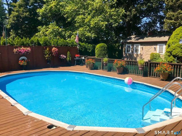 80 Baker Avenue, Groton, CT 06340