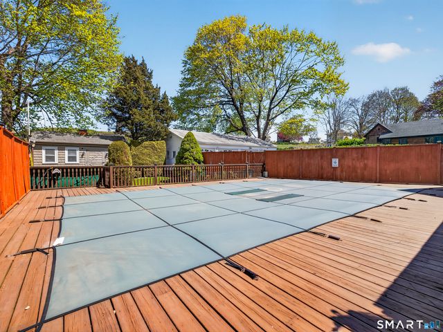 80 Baker Avenue, Groton, CT 06340