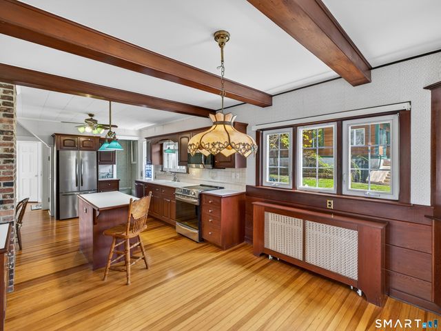 80 Baker Avenue, Groton, CT 06340