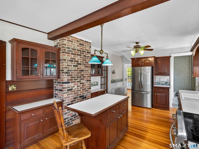 80 Baker Avenue, Groton, CT 06340