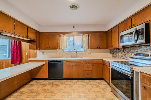 4550 Trier Road, Fort Wayne, IN 46815