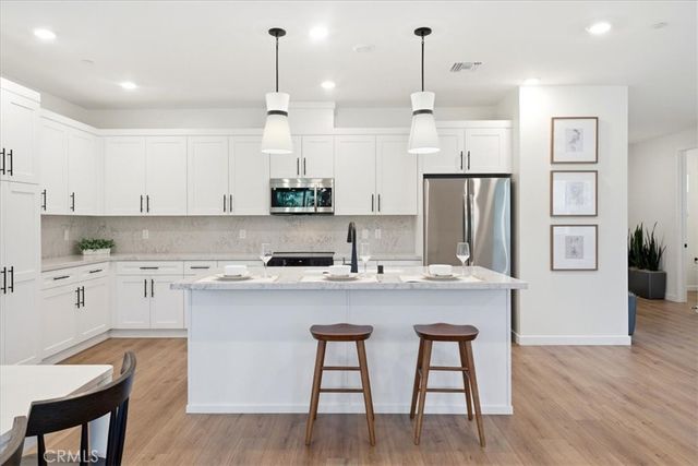 23712 Wilcox Drive, Newhall, CA 91321