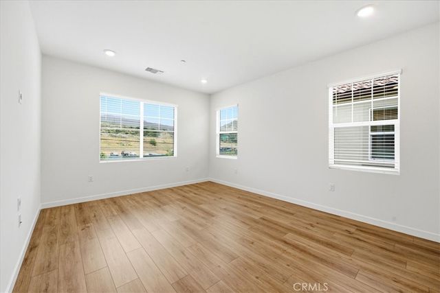 23712 Wilcox Drive, Newhall, CA 91321