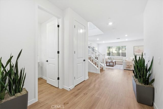 23712 Wilcox Drive, Newhall, CA 91321