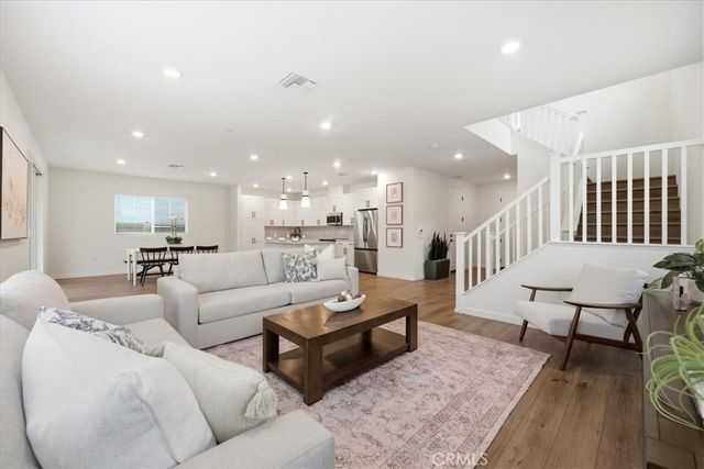 23712 Wilcox Drive, Newhall, CA 91321