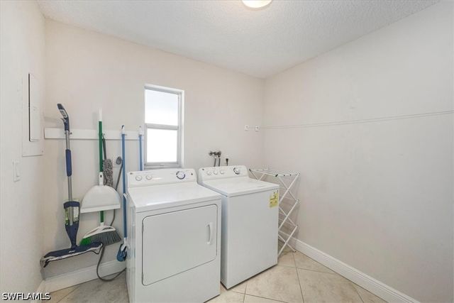 4126 Belair LN B6, Naples, FL 34103